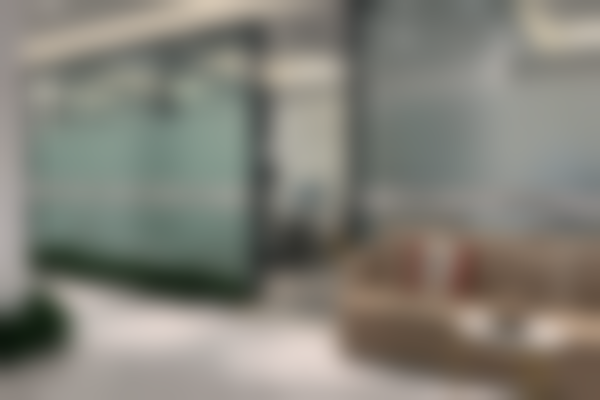 二、成都牙管家口腔门诊部（龙泉驿店）医生团队，打造专精诊疗服务