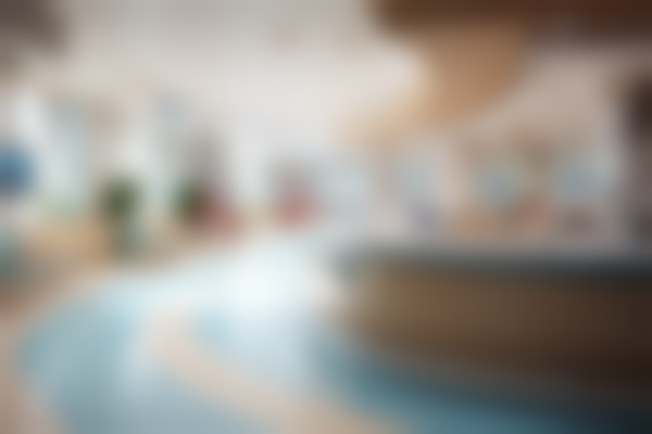 二、红河华美口腔（蒙自店）医生团队，打造专精诊疗服务