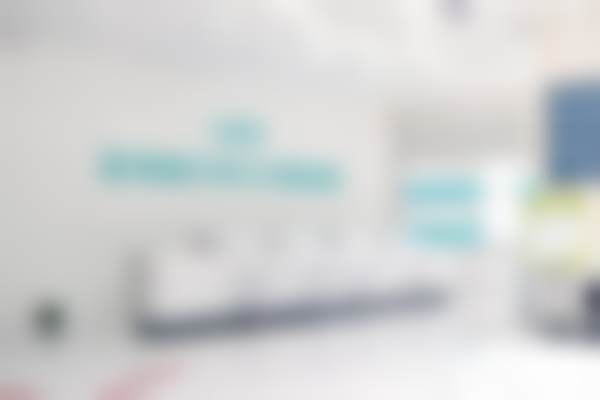 深圳格伦菲尔口腔医院（红山总院）[种植牙]4980元/颗起 院长级专家联合会诊高难度病例，数智AI精准定制方案，全系列进口植体支持