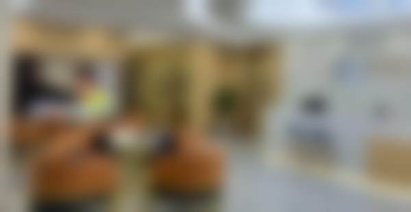 二、韶关牙博仕口腔门诊部医生团队，打造专精诊疗服务