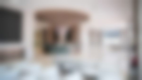 广州美云口腔医院（天河旗舰店）[高难度种植牙] 5800元起
原公立三甲医师坐诊，进口数字化设备助力，擅长全口即刻种植等复杂病例