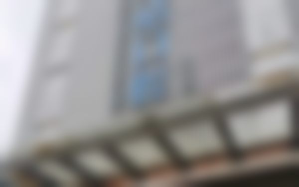 二、嵊州鼎植口腔门诊部医生团队，打造专精诊疗服务