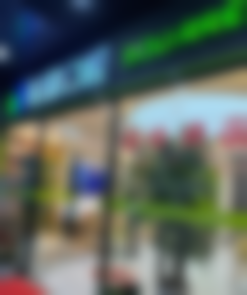 二、中山黄圃松鼠口腔医院医生团队,打造专精诊疗服务