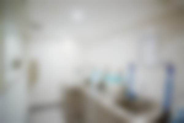 六、杭州德研口腔门诊部荣誉资质与患者口碑，见证品牌实力