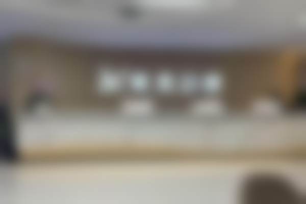 二、成都郫都和瑞极美一口腔门诊部医生团队，打造专精诊疗服务