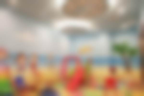 二、长沙县优伢仕口腔门诊部（星沙店）医生团队，打造专精诊疗服务