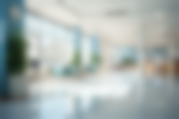 二、宜宾布莱梅口腔门诊部医生团队，打造专精诊疗服务