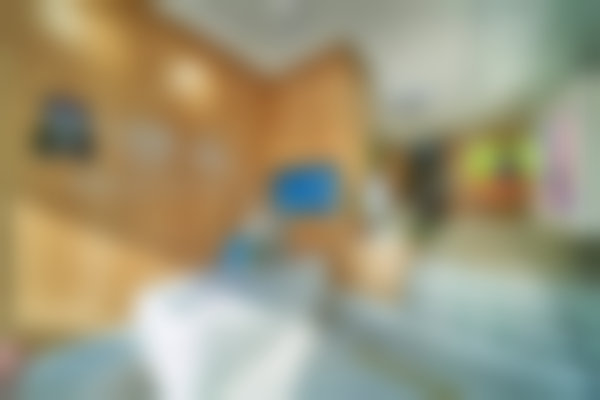 珠海一齿嘉口腔门诊部[数字化种植]1980元起
配备德国卡瓦CT等数字化种植设备，可开展高难度种植，医师团队经验十分丰富