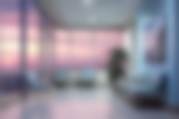 上海朱荷兰口腔