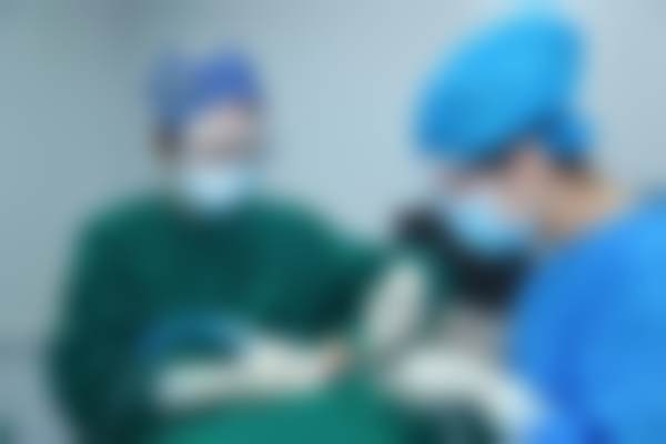 六、运城盐湖运中口腔门诊部荣誉资质与患者口碑,见证品牌实力