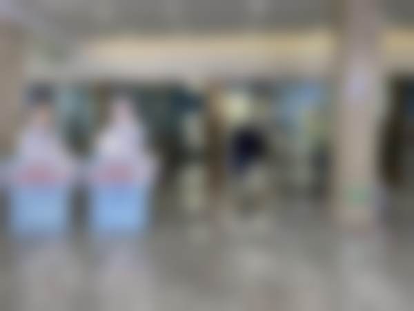 二、慈溪圣甬口腔门诊部医生团队,打造专精诊疗服务