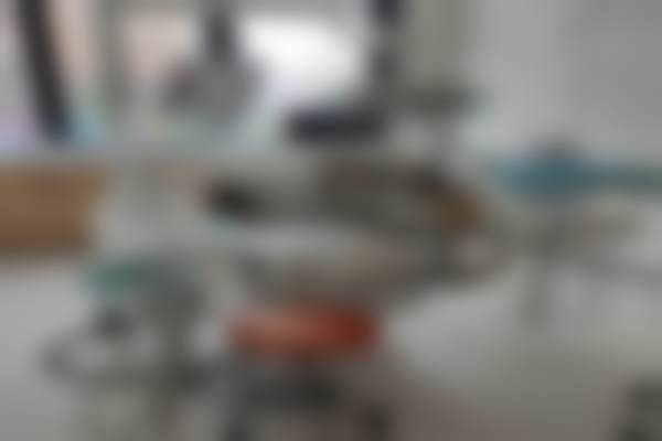 重庆斯麦欧口腔门诊部